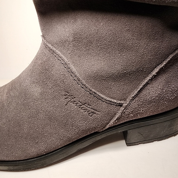 Martino of Canada Grey Suede Slouchy Boots Size 7 - Picture 6 of 6